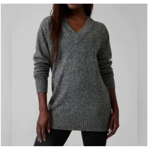Athleta Charcoal Gray Vital V Neck Sweater Cashmere Blend Sweater Medium - Picture 1 of 5